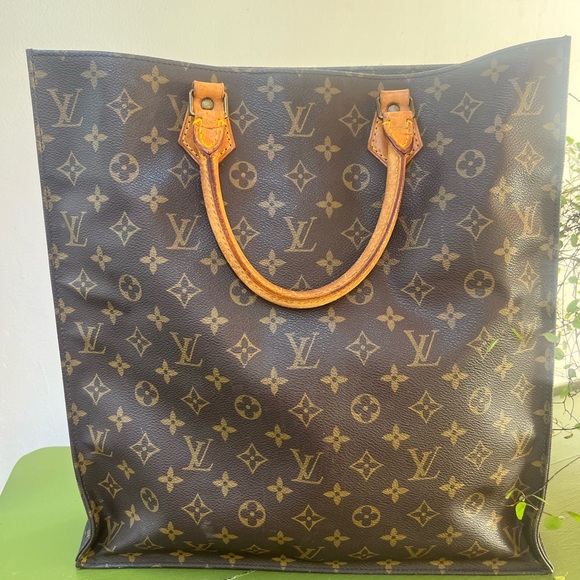 Louis Vuitton Handbags - Louis Vuitton Brown Monogram Tote with Tan Handles